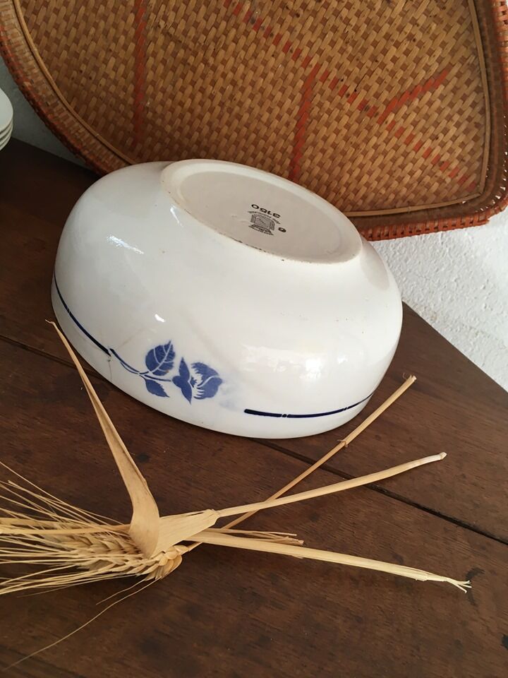 Ancient flowered salad bowl in blue St Amand