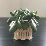 Openwork earthenware flowerpot