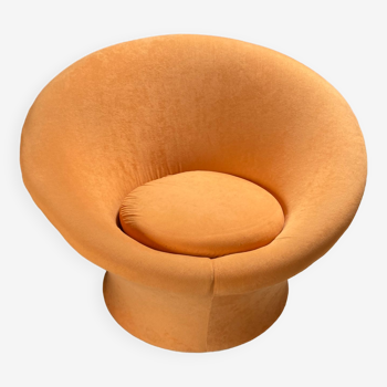 Mushroom armchair by Pierre Paulin