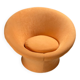 Mushroom armchair by Pierre Paulin