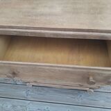 Wood chest of drawers