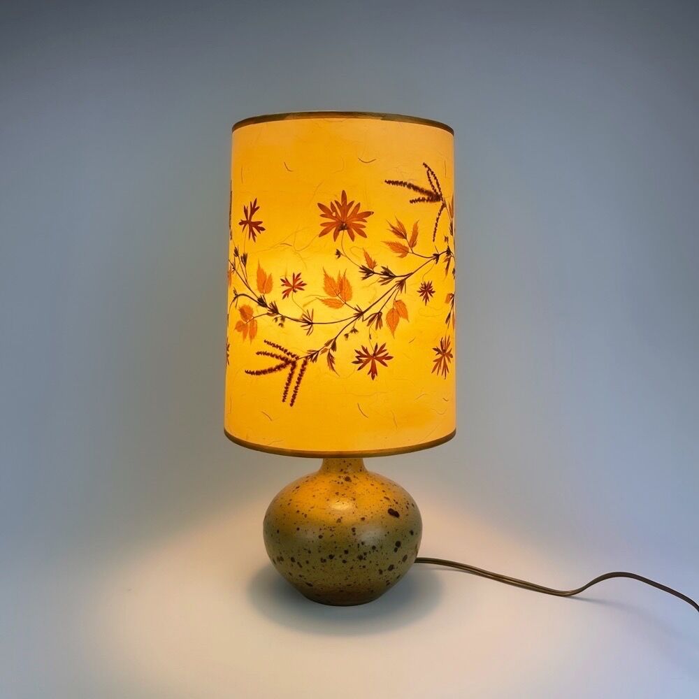 Lampe champêtre en grès pyrité et fleurs séchées années 70