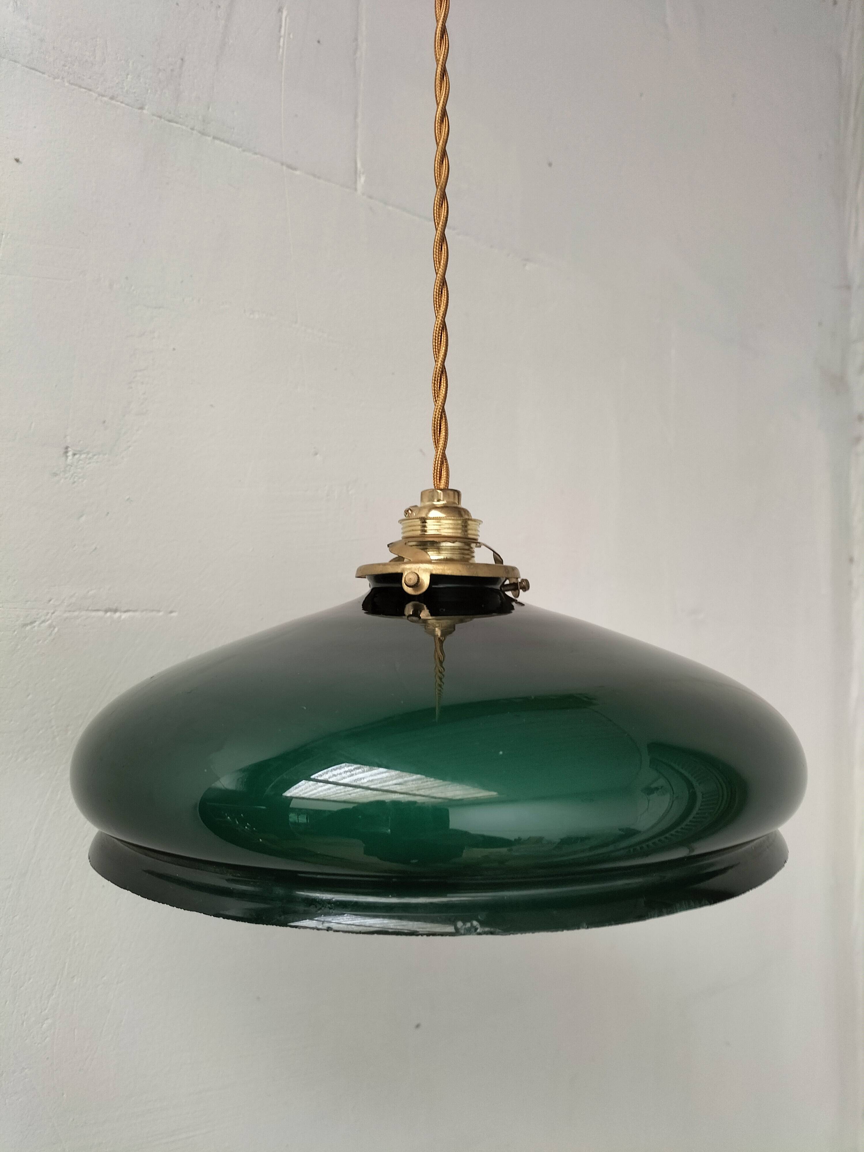 Suspension opaline verte
