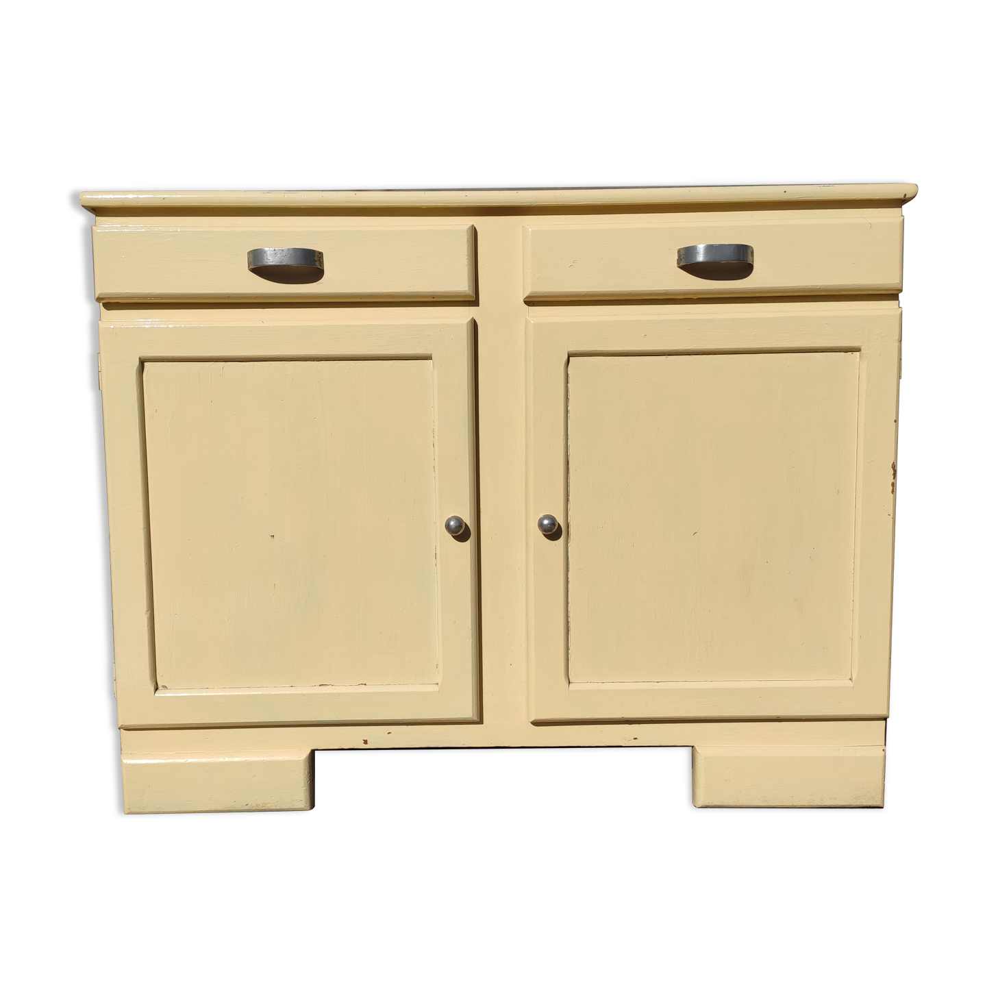 Parisian buffet Mado