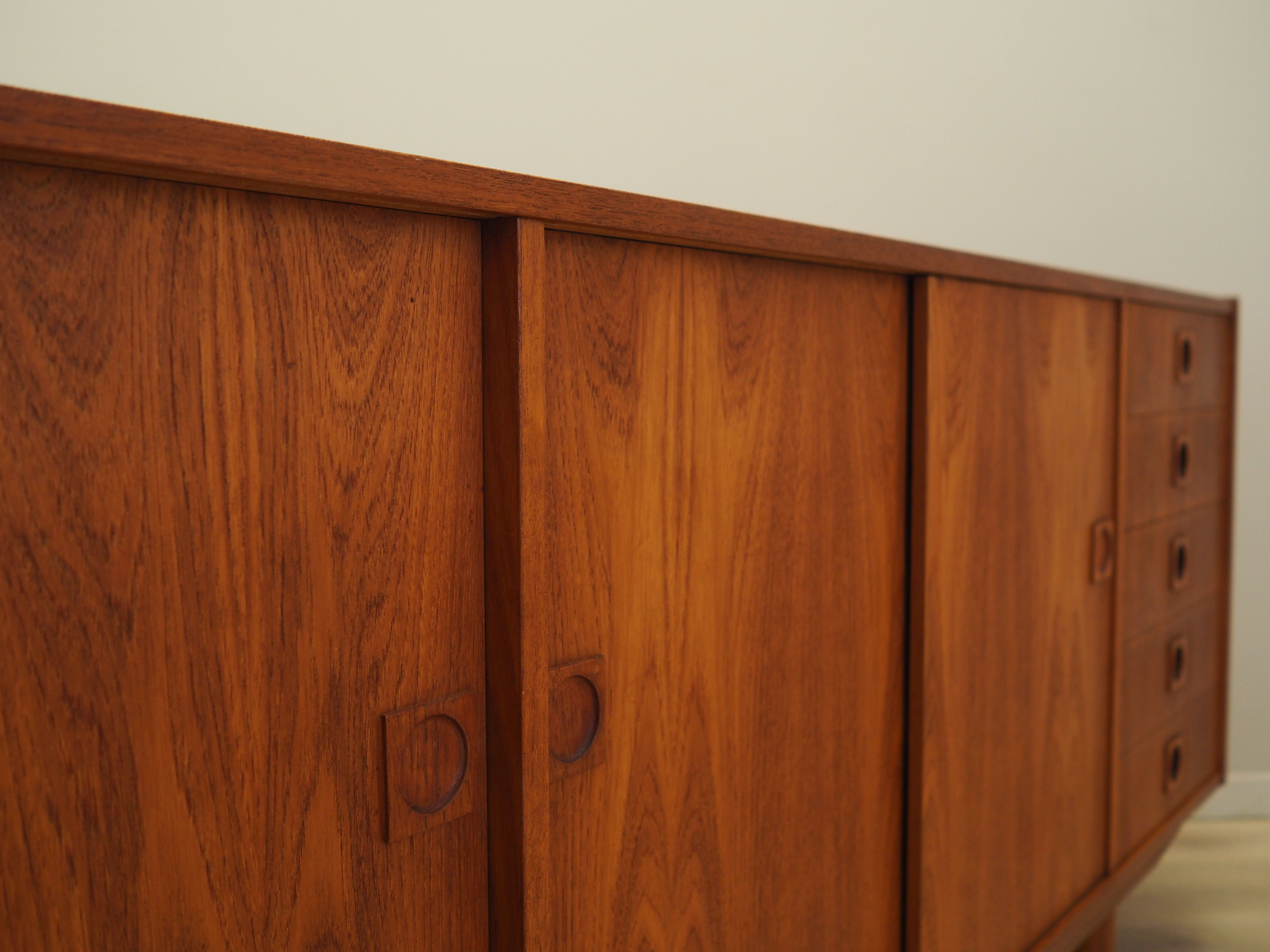 Teak sideboard, Danish design, 1960s, production: Farsø Møbelfabrik
