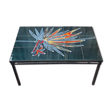 Adri earthenware table