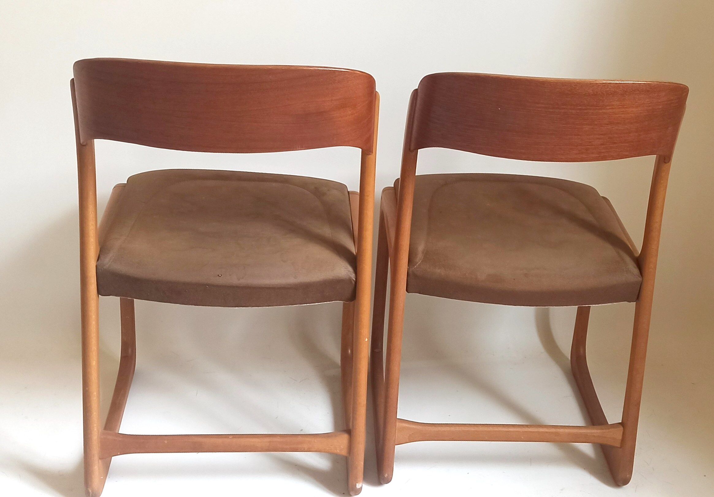 Pair of chairs Baumann sled feet 60s