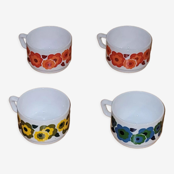 4 Arcopal Lotus espresso cups vintage