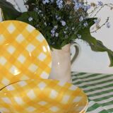 Assiette creuse- motif torchon jaune-modèle ecossais-digoin