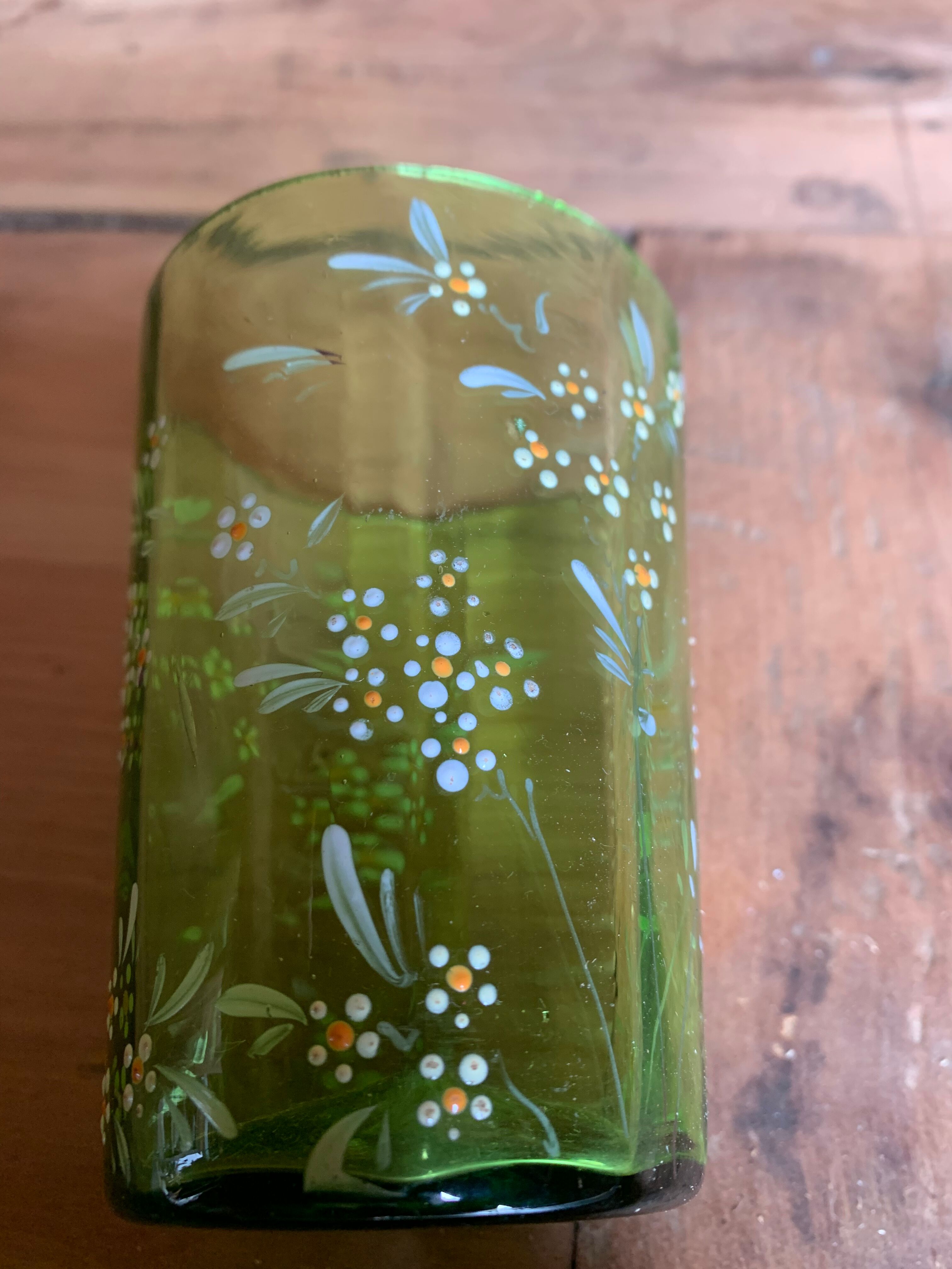 Hand-painted glass enamelled late 19th.