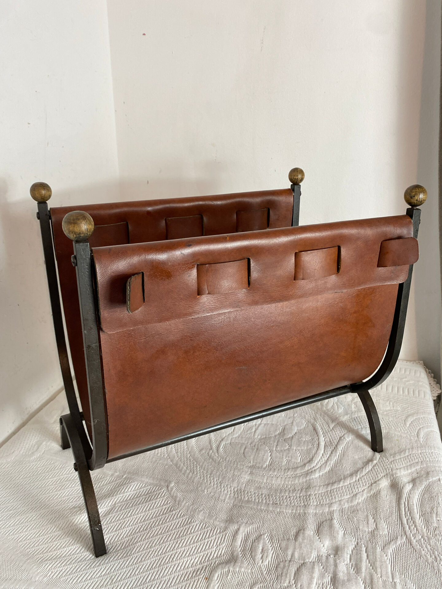 Magazine rack