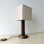 Pied de lampe rustique en bois tourné années 50, luminaire rustique vintage