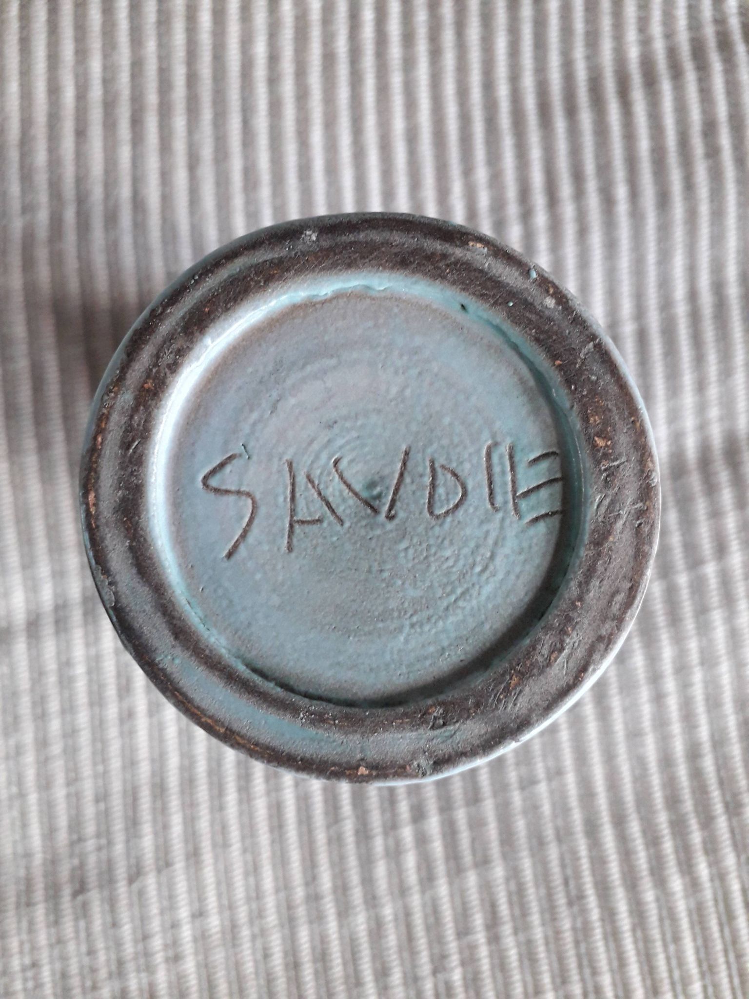 Vase vintage signé Savoie