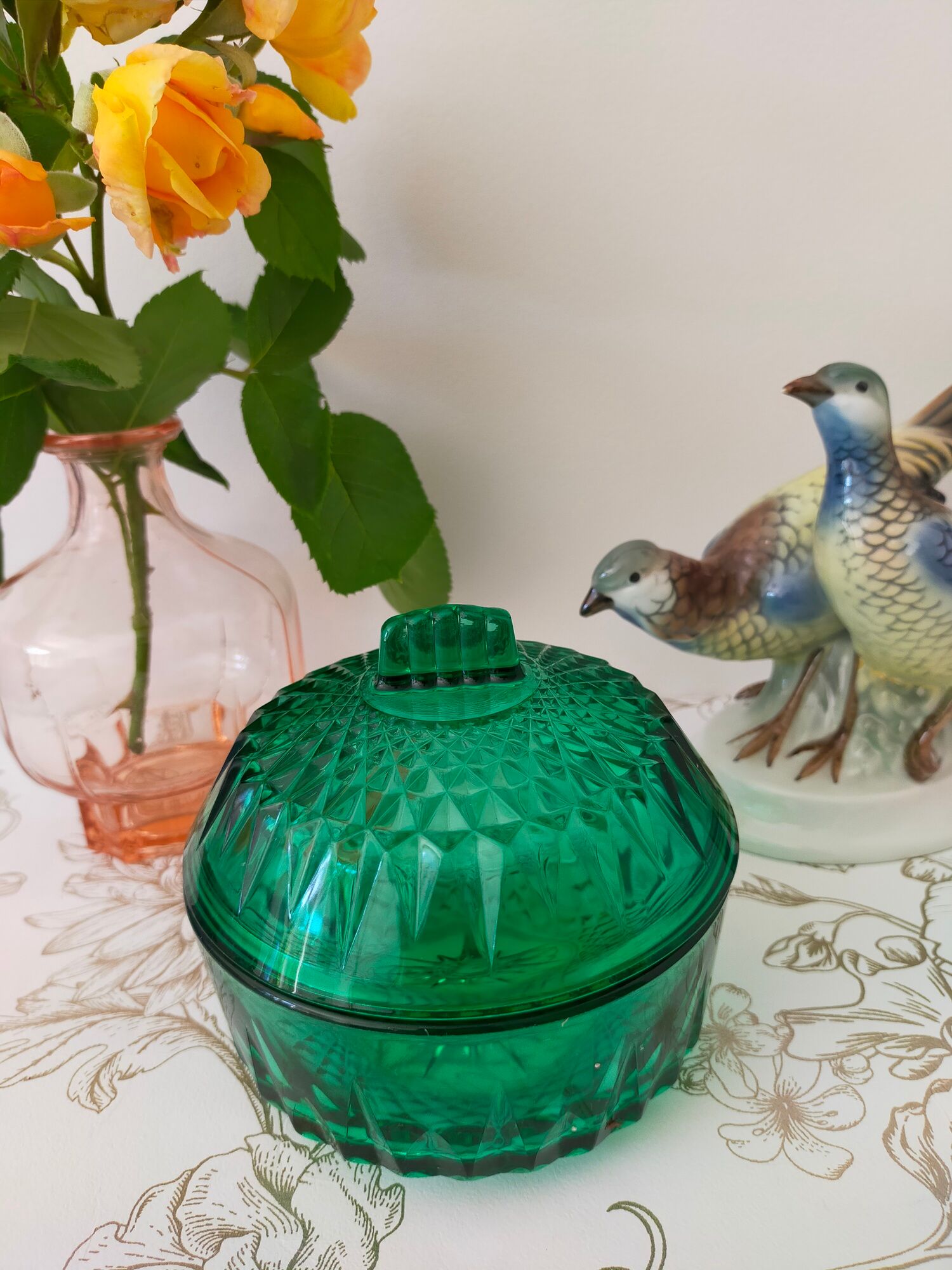 Vintage art deco glass sugar bowl, emerald green color from the 60s