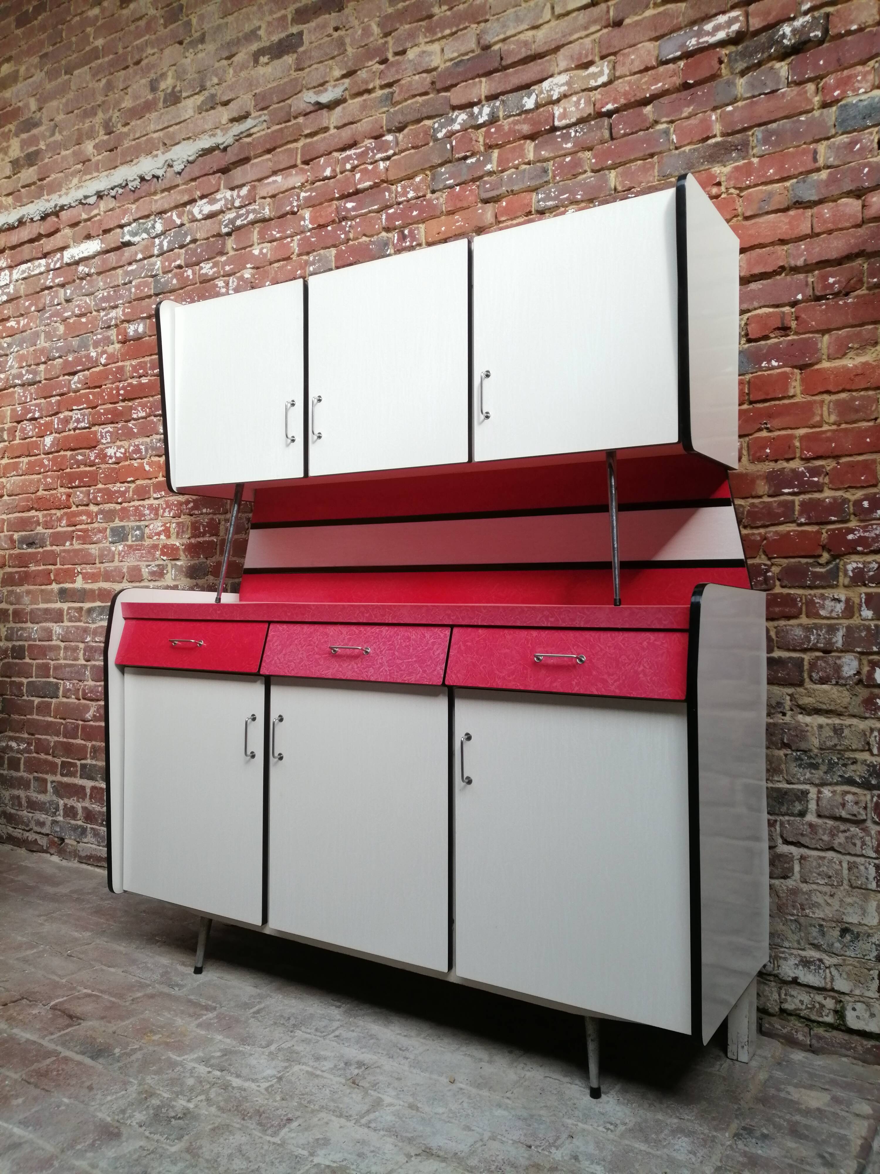 Kitchen buffet in formica 50s