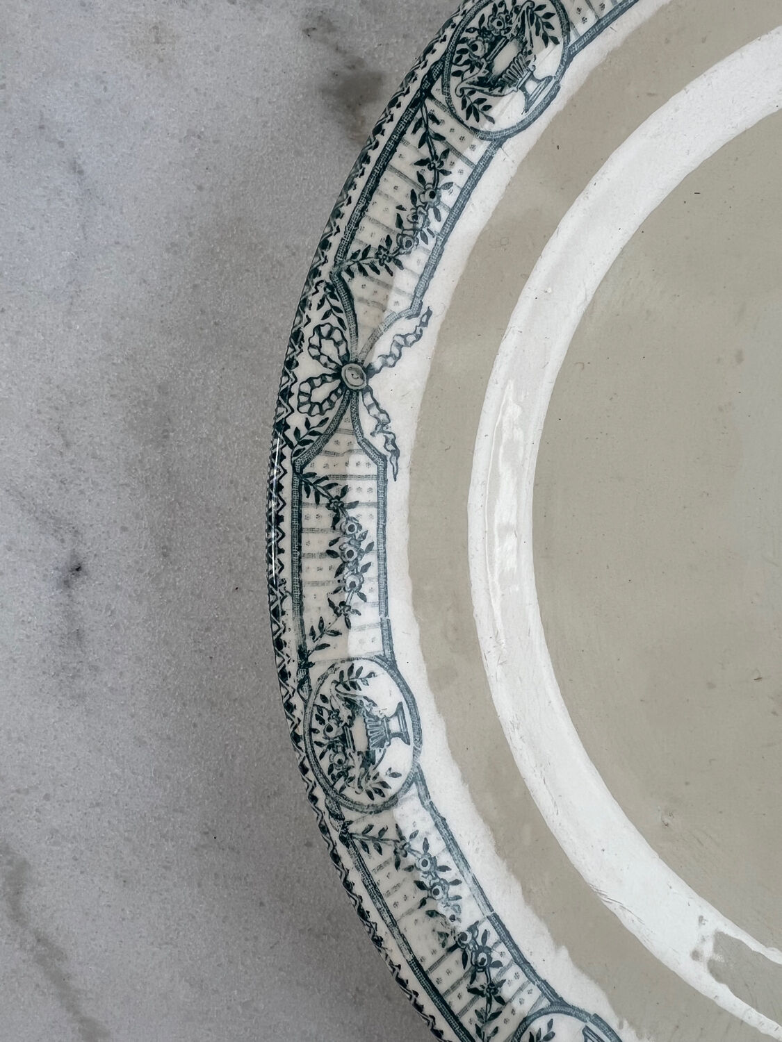 Large ironstone plate, Directoire, Salins.