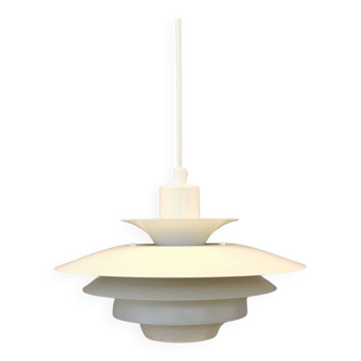 Lampe suspendue de conception danoise, produite par jeka (jeka fermée au début des années 1990) modèle alexia.