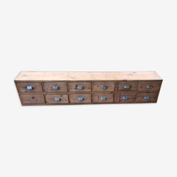 Meuble de métiers à tiroirs