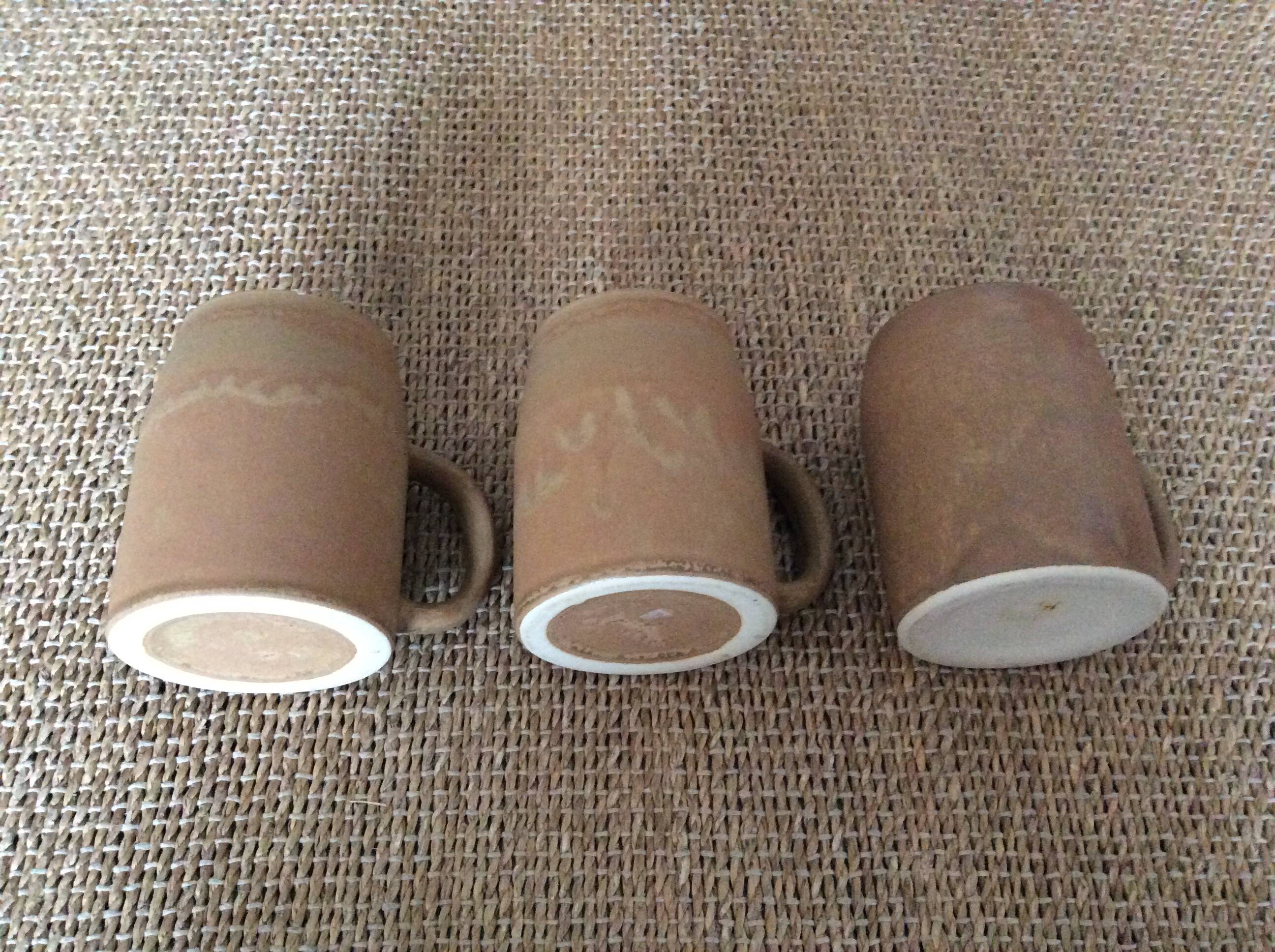 3 stoneware mugs