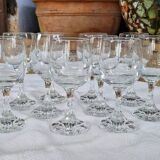 Vintage 10 large crystal glasses - Engraved logo - Cut stem - Very heavy