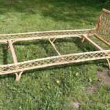Rattan bed