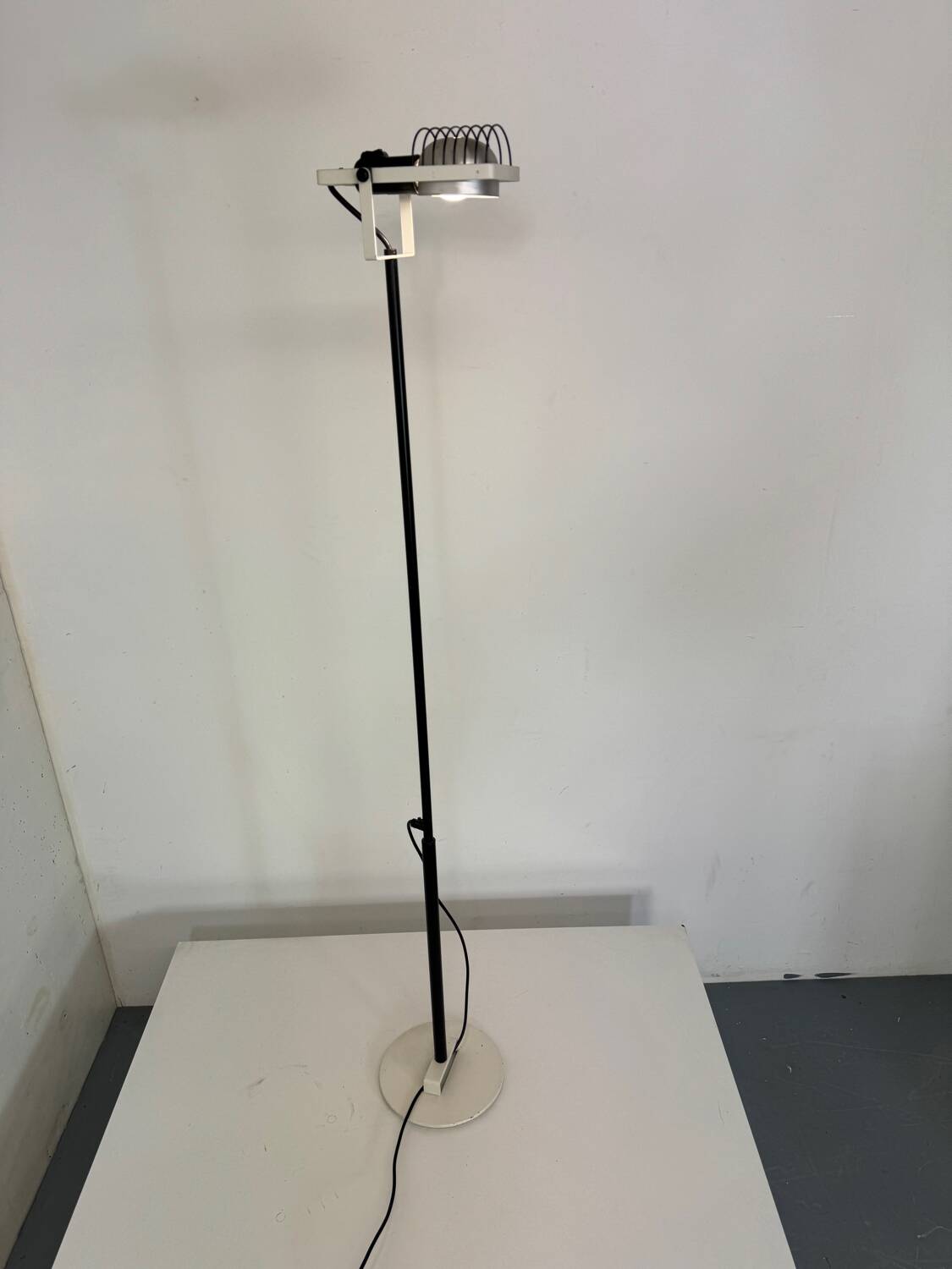 Italian Telescopic Floor Lamp by Ernesto Gismondi for Artemide, 1980s