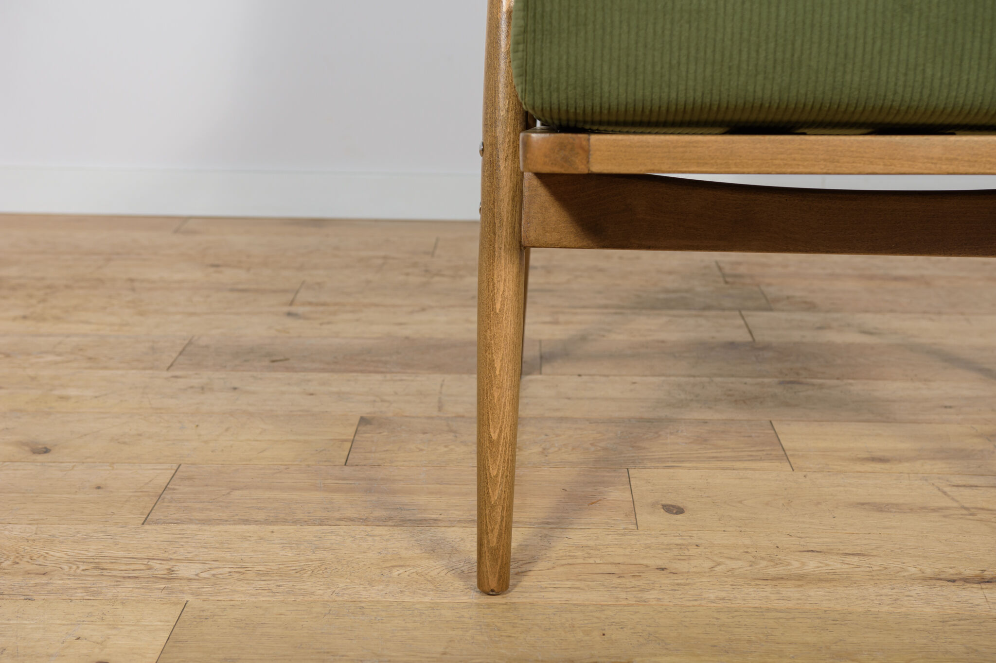 Fauteuil moderne du milieu du siècle de TON, Tchécoslovaquie, années 1960.