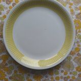 Plats Fenal Badonviller jaune et blanc des années 20