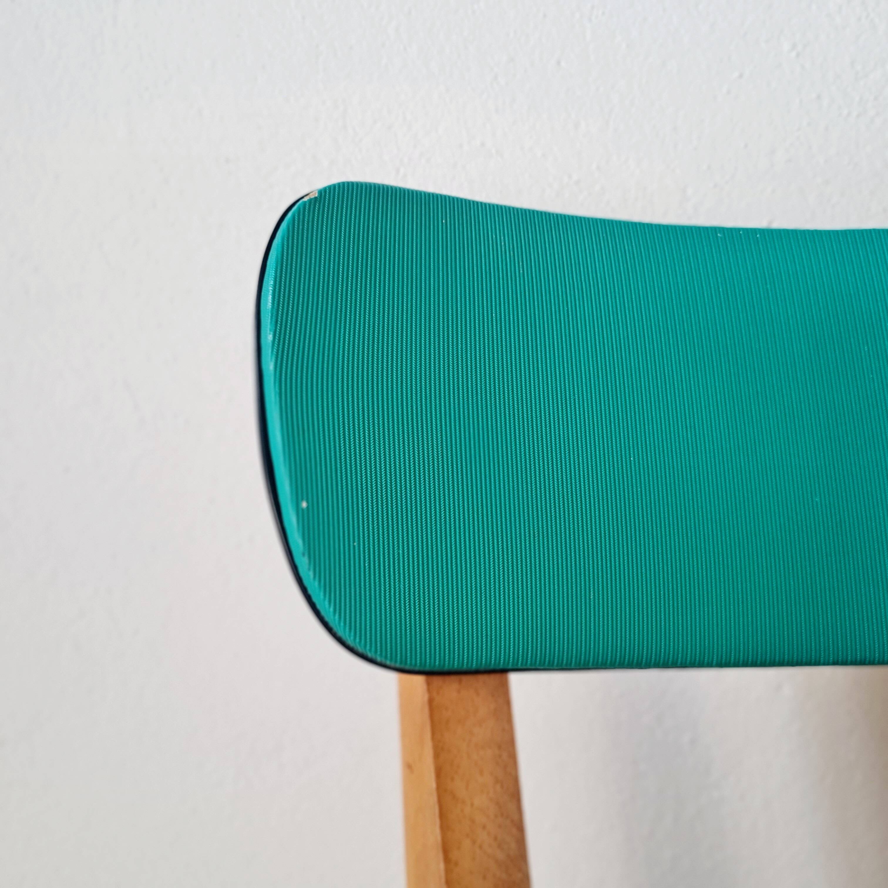 Chaise bistrot années 60 verte