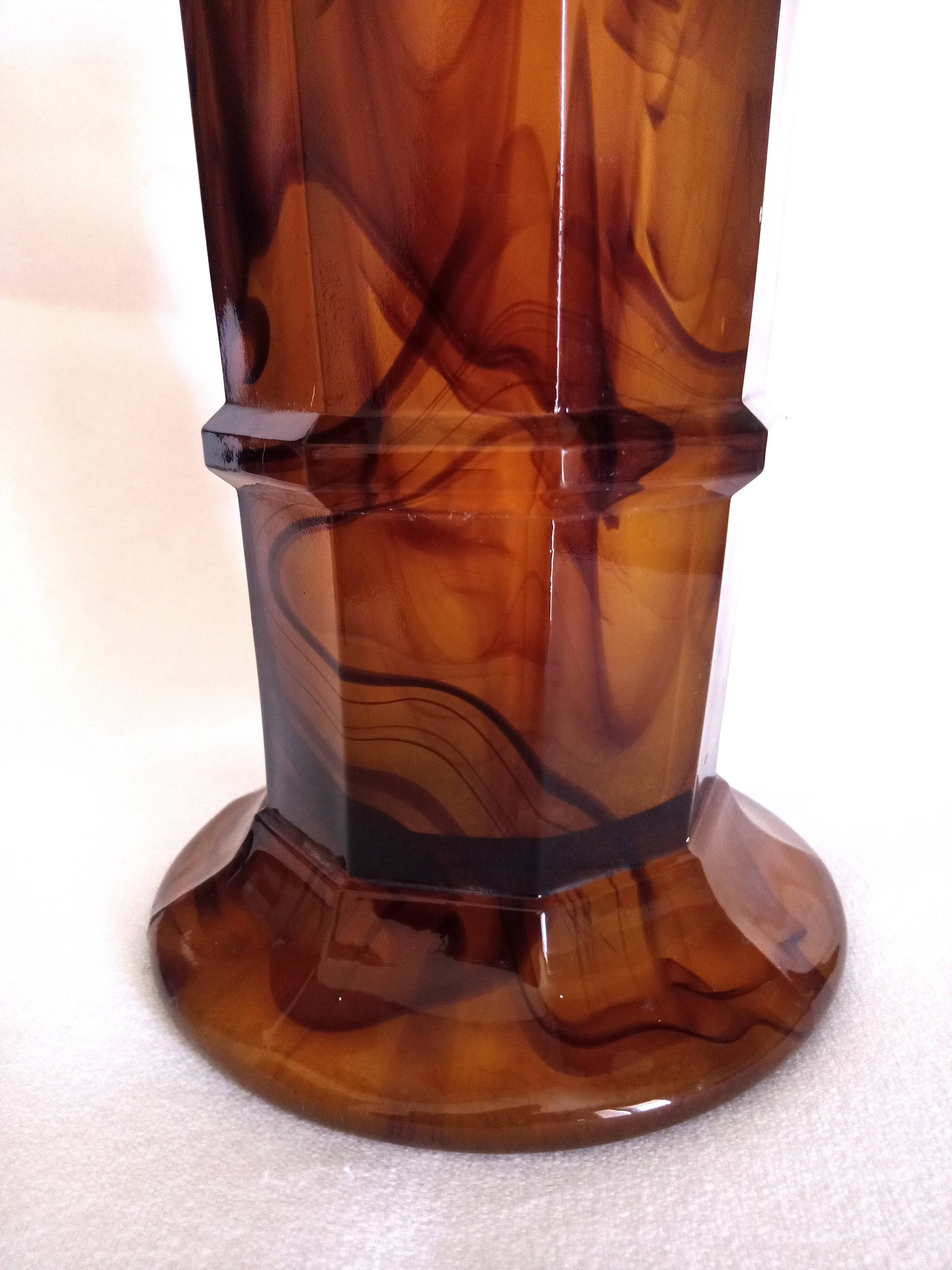 George Davidson "cloud glass", 1922 - Art Deco vase in amber colored glass