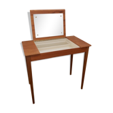 Scandinavian teak dressing tabnle