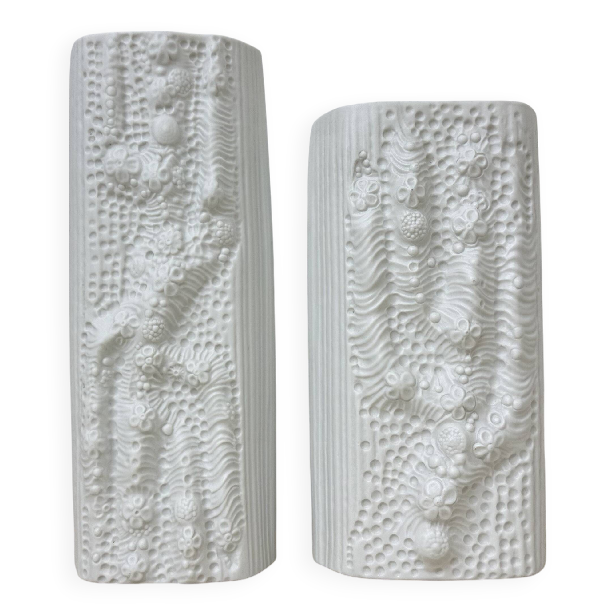 Martin Freyer for Rosenthal Bisque Reliëf Azu Vase Op Art 1970s