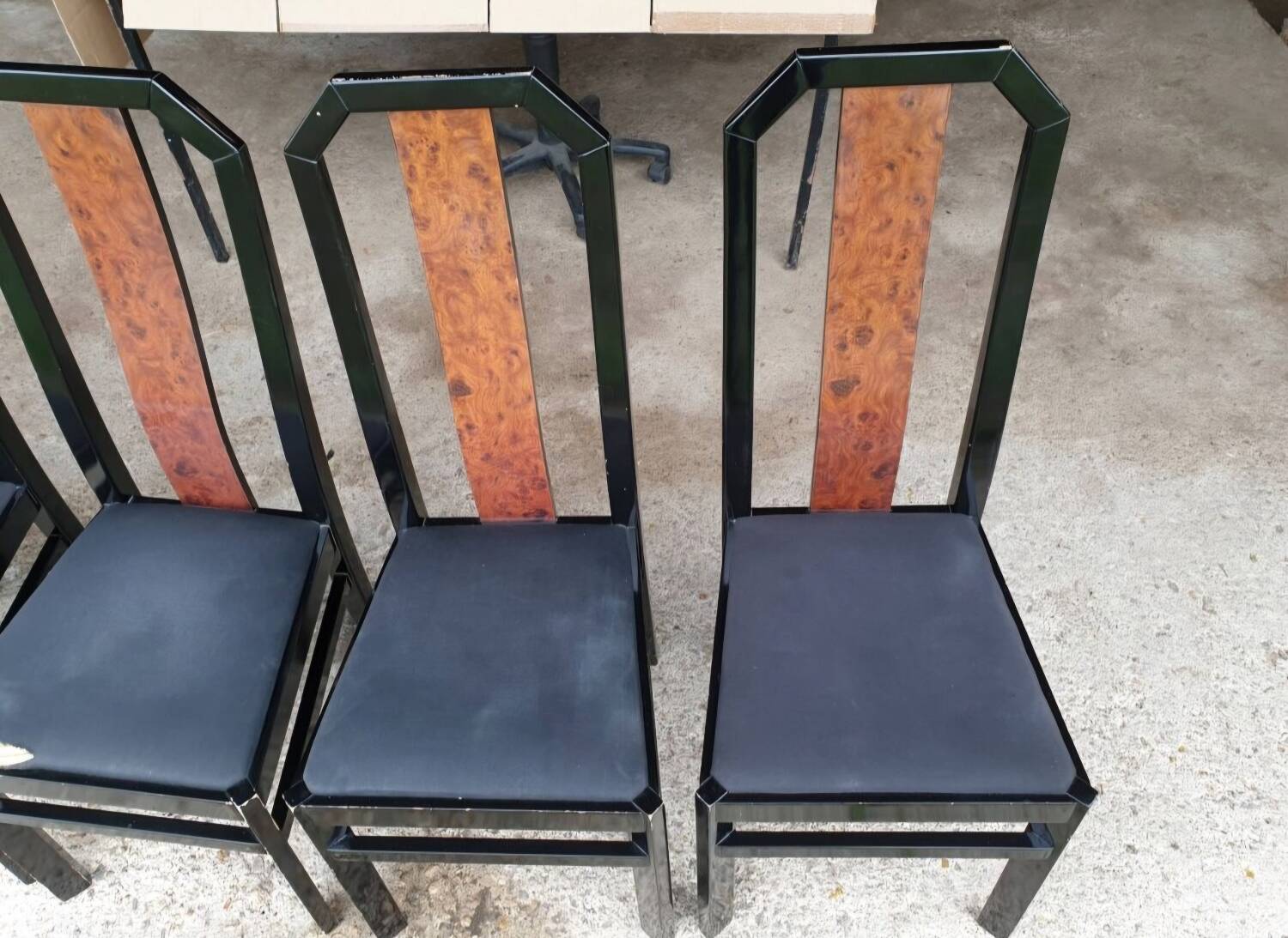 6 chaises vintage en bois noir