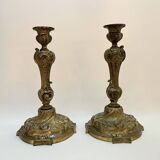 Pair of 19th century Louis XV style bronze candlesticks with arabesque rocaille candlestick