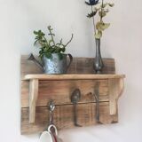 Pallet wall shelf