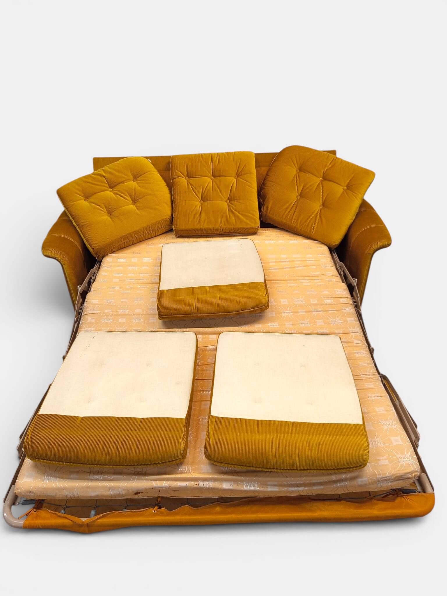 Three-seater convertible vintage canapé in golden corduroy – 1970s