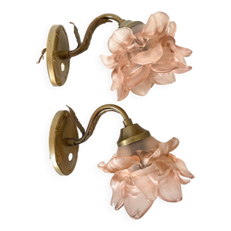 Pair of flower swan neck appliques