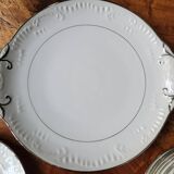 Silver-edged dessert service and its dish