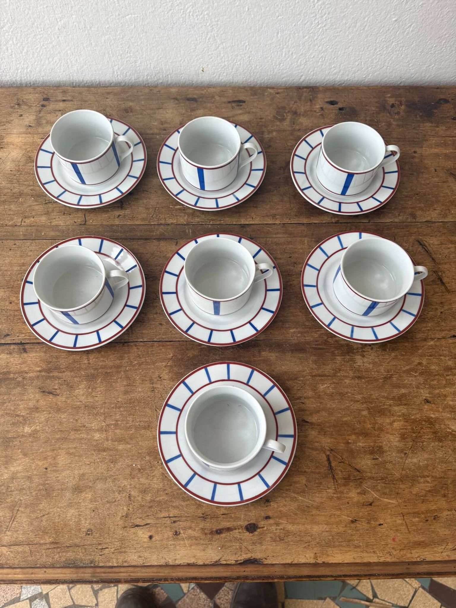Ensemble de 7 tasses basques vintage en céramique – rayures bleues et