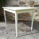 Table dairy Yoplait 60s vintage