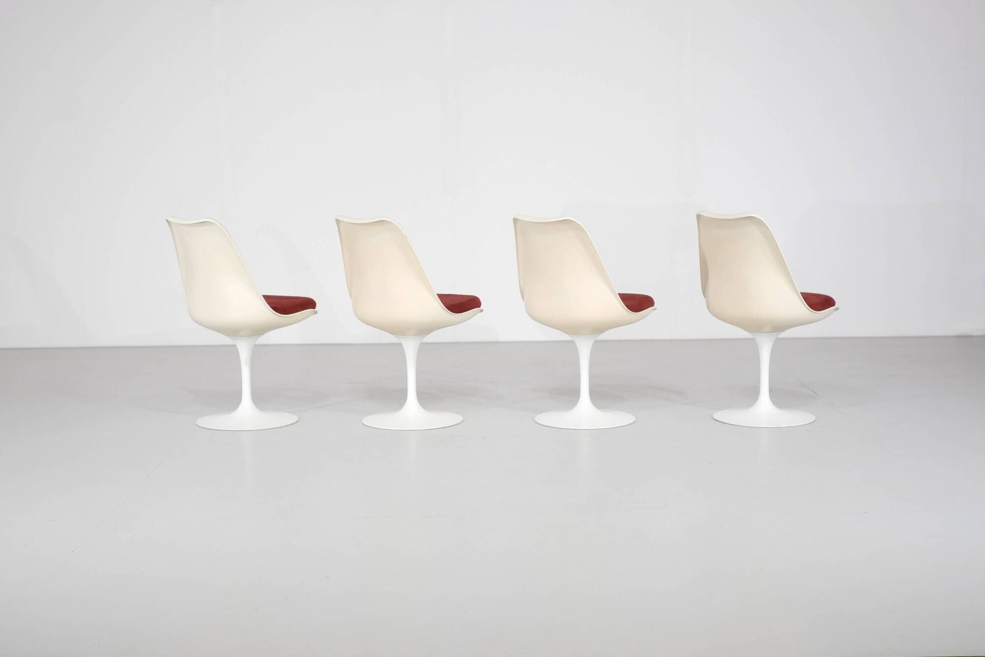4 chaises"tulipe" par Eero Saarinen pour Knoll International, 1960