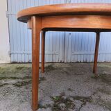 Henning Sorensen extendable dining table in rosewood from the 1960s.