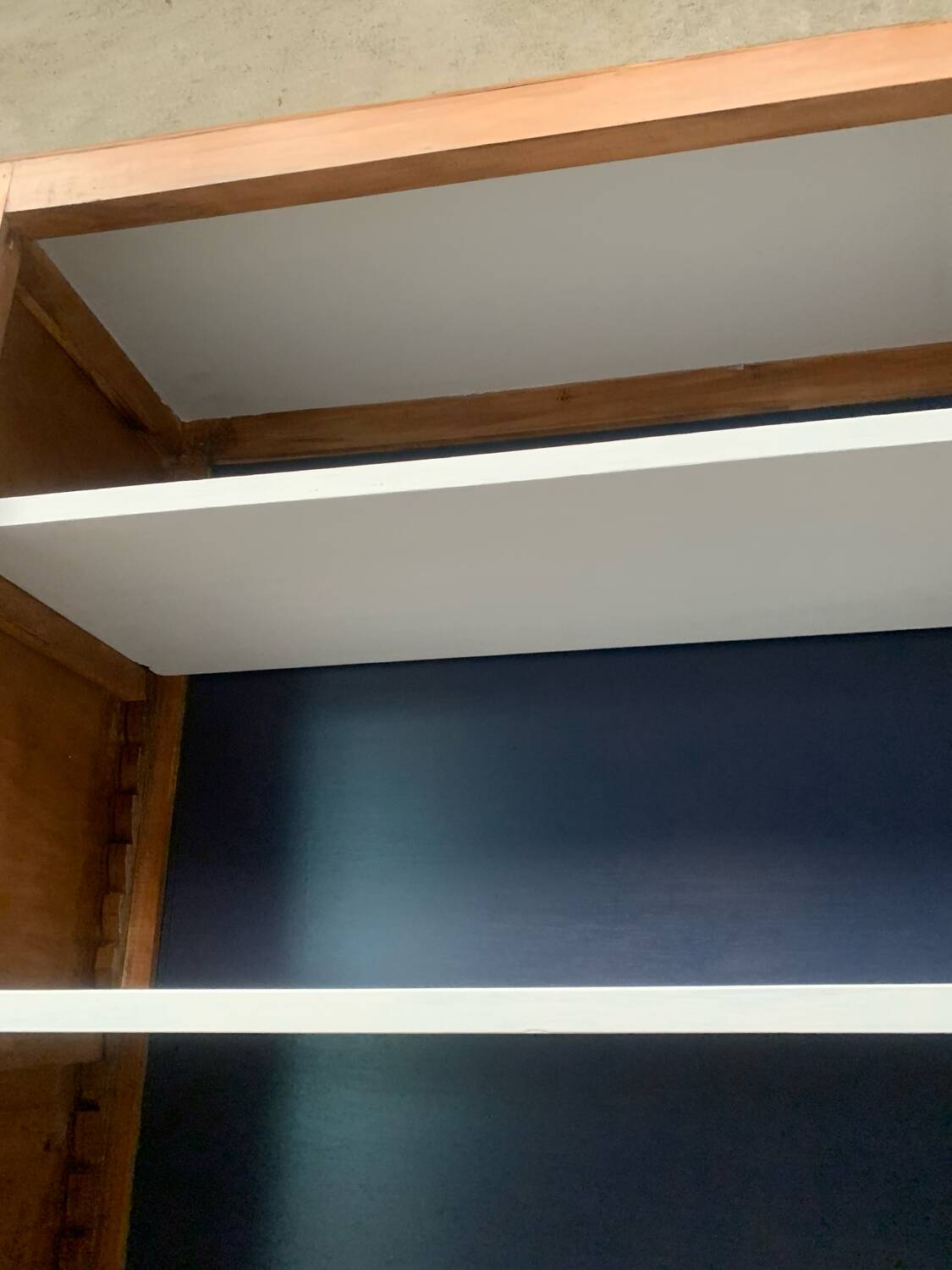 Parisian bookcase, Perriand type