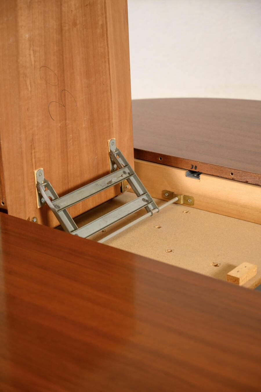 Table ronde extensible piètement étoile