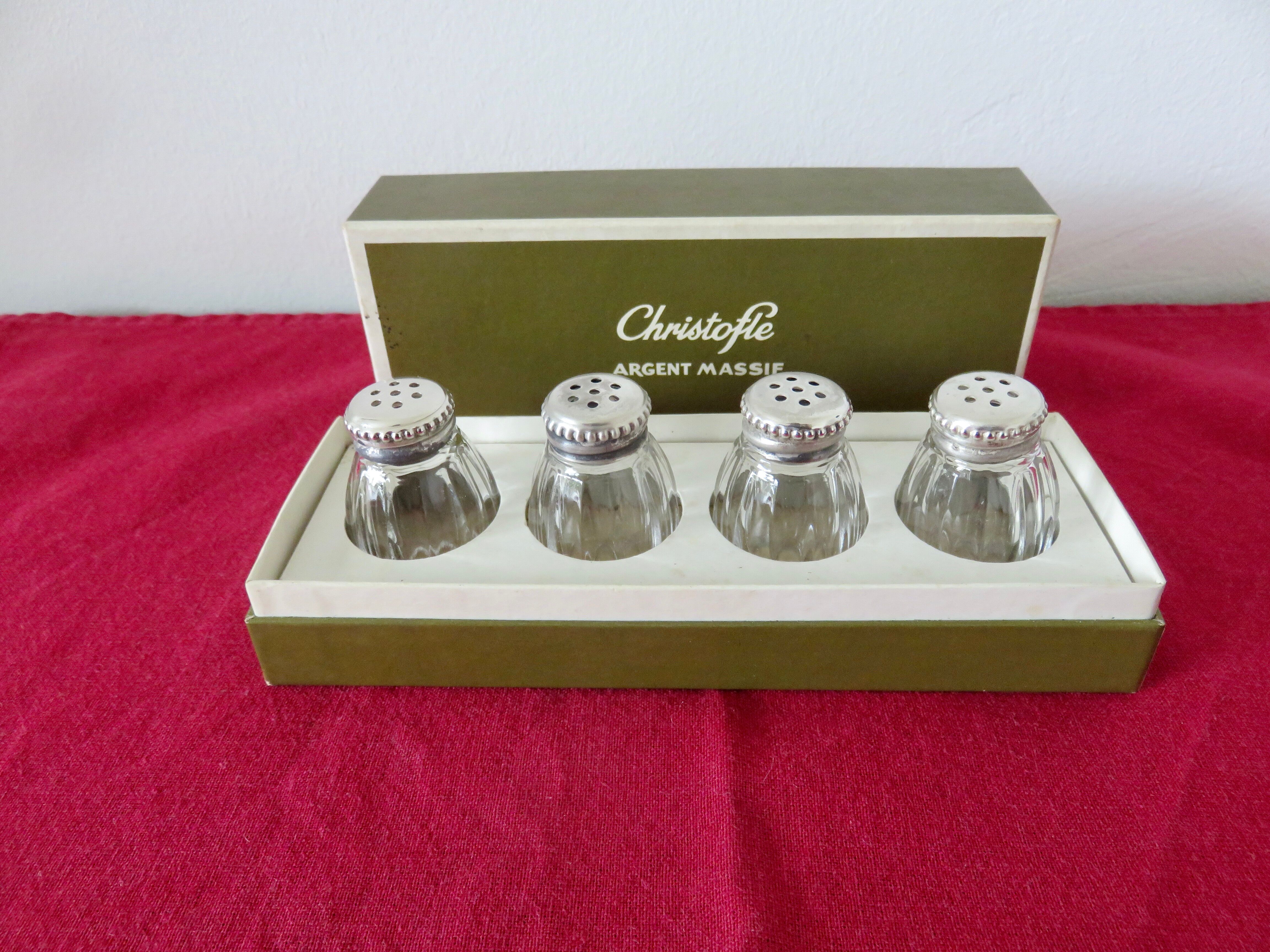 Salt and pepper "CHRISTOFLE" in solid silver in their original box, 1950.