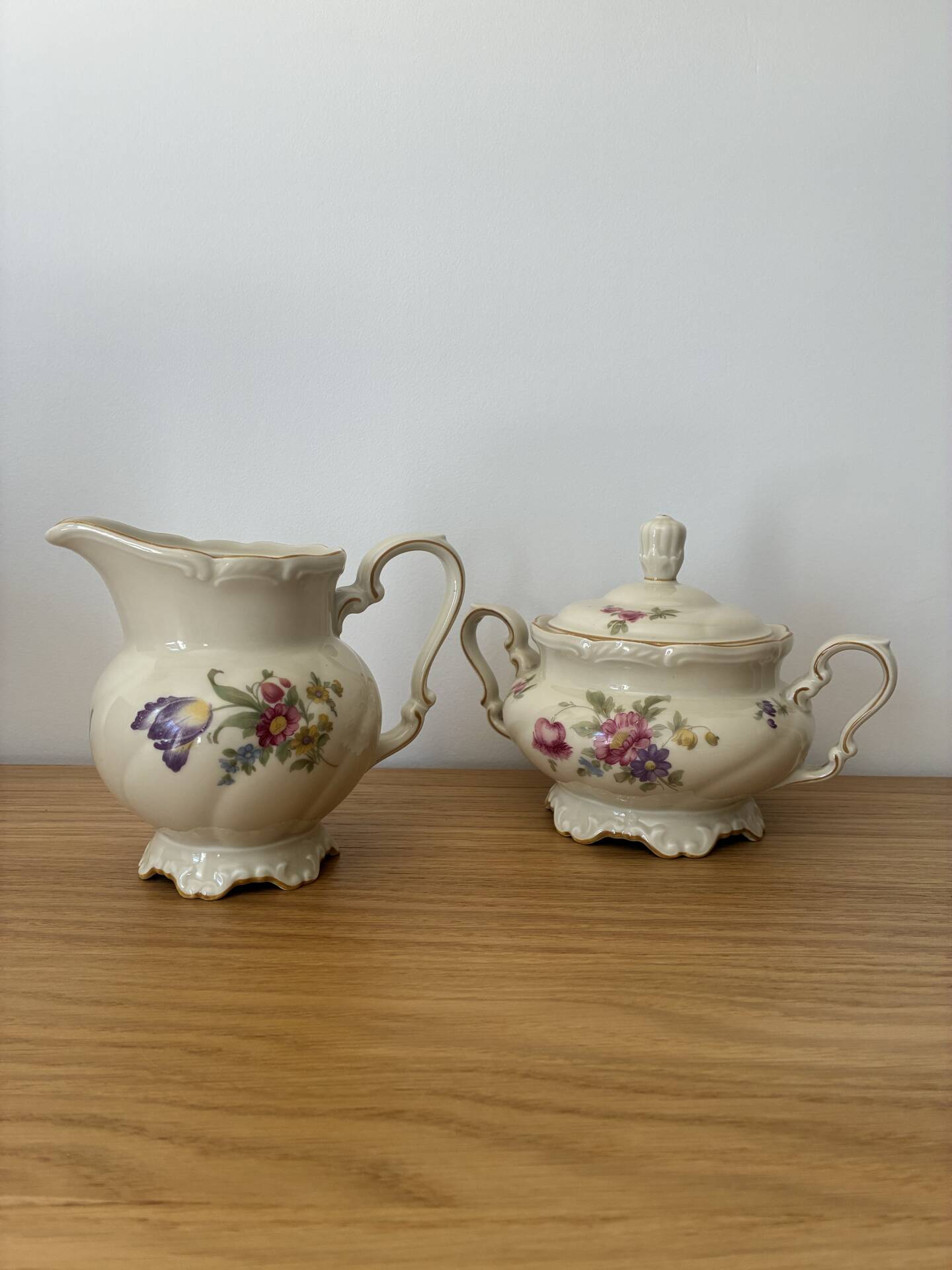 Sucrier et pot à lait vintage