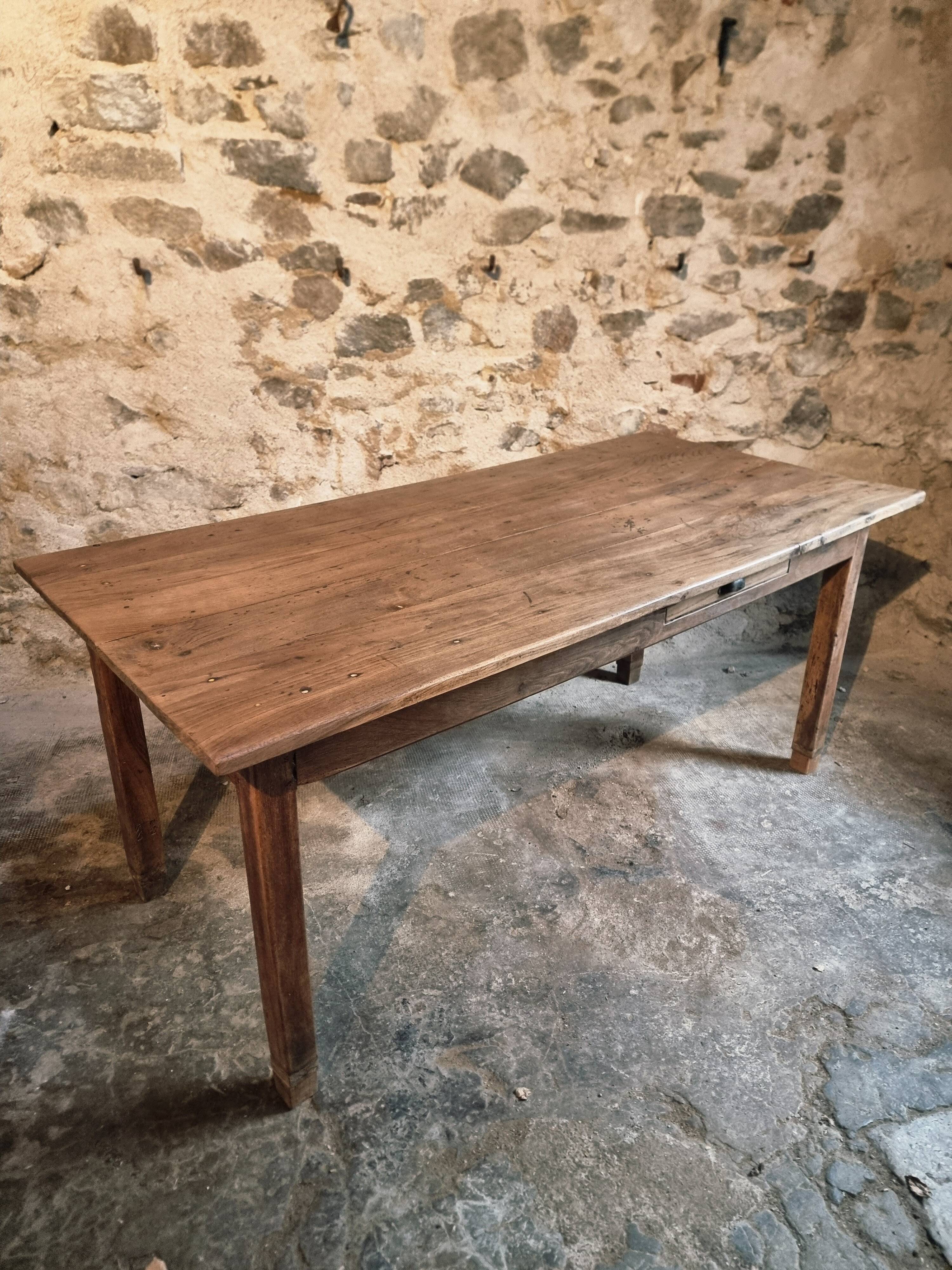 Table de ferme française ancienne en chêne avec deux tiroirs — XIXe siècle