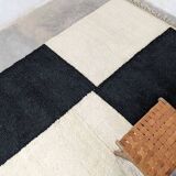 Traditional handmade Beni Ouraine rug
