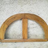 Impostes or half moon window