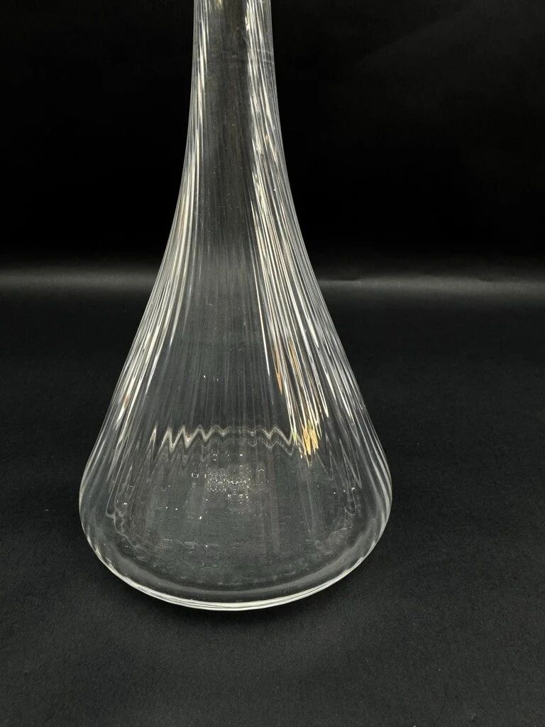 Vase Daum Nancy en cristal clair, XXe siècle